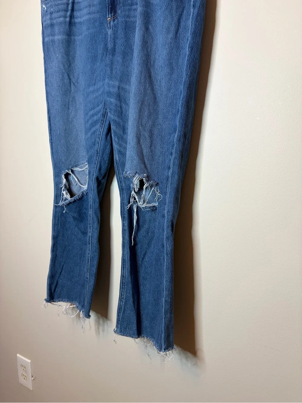 Paige Brand Noelle style sledge jeans denim destroyed/distressed style Size 32 - Picture 4 of 8